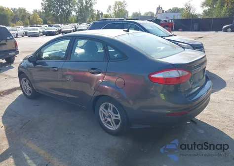 2018 Ford Fiesta Se z USA, uszkodzony, nr VIN 3FADP4BJ1JM109727